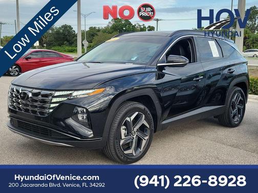 Black Pearl 2024 Hyundai TUCSON Hybrid Limited