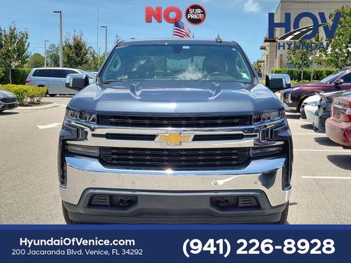 Shadow Gray Metallic 2020 Chevrolet Silverado 1500 LT