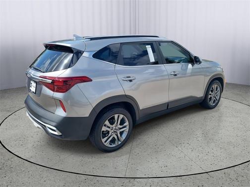 2023 Kia Seltos S