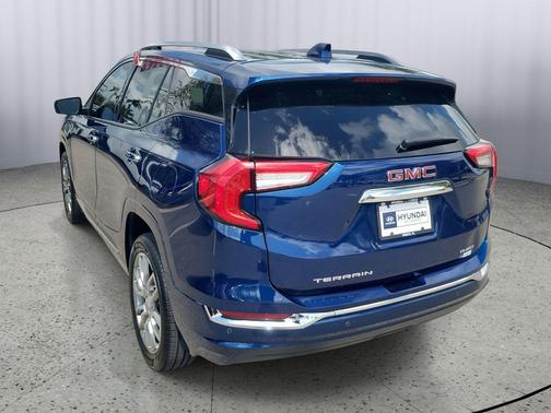 2023 GMC Terrain Denali