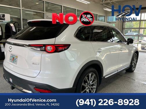 Snowflake White Pearl Mica 2017 Mazda CX-9 Signature
