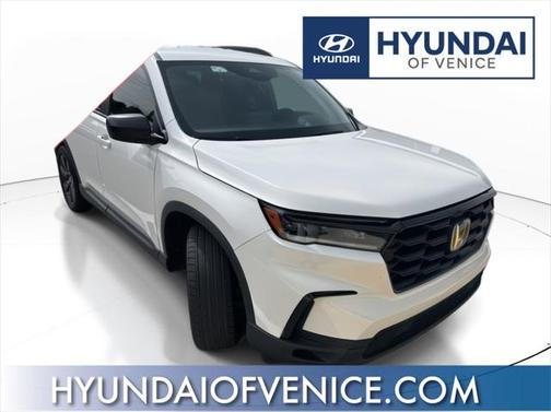 2023 Honda Pilot 2WD Sport