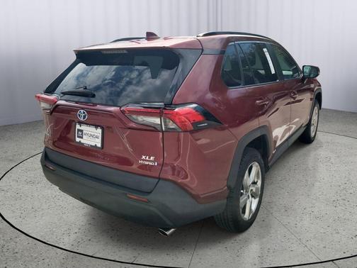 2021 Toyota RAV4 Hybrid XLE Premium