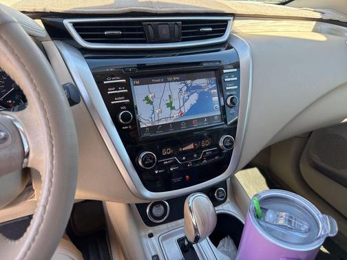 Pearl White 2015 Nissan Murano SV
