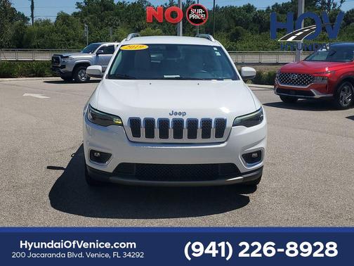 Bright White Clearcoat 2019 Jeep Cherokee Limited