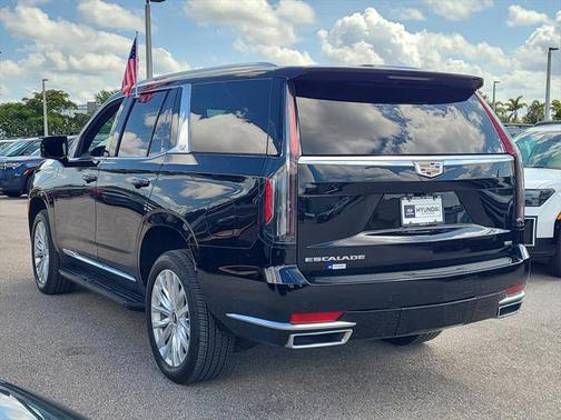 2022 Cadillac Escalade Luxury
