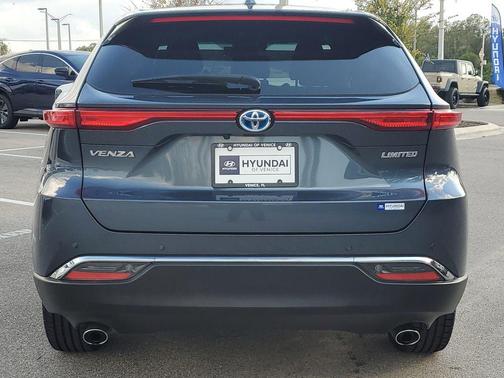 2023 Toyota Venza Limited