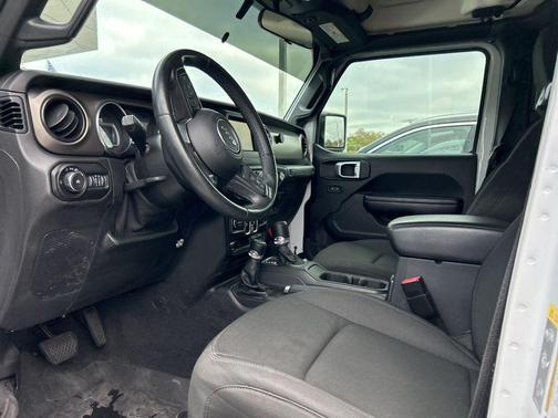 2021 Jeep Wrangler Willys