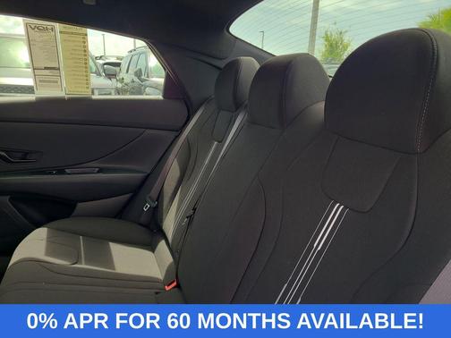 2025 Hyundai ELANTRA HEV SEL Sport