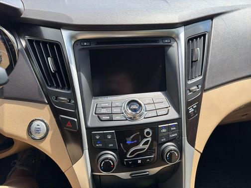 2013 Hyundai SONATA Limited