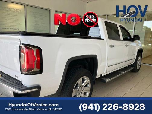 Summit White 2018 GMC Sierra 1500 SLT