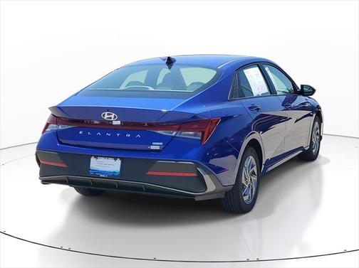 2024 Hyundai ELANTRA HEV Blue