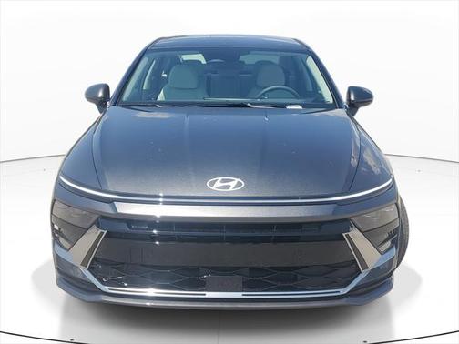 2025 Hyundai SONATA Hybrid SE