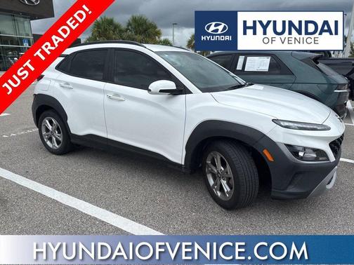 2022 Hyundai KONA SEL