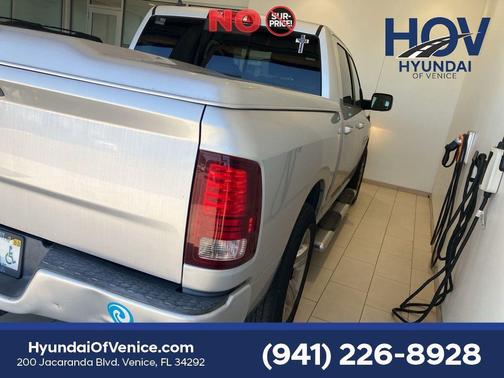 Bright Silver Metallic Clearcoat 2015 RAM 1500 Sport