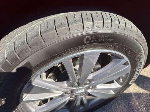 2023 Cadillac XT6 Premium Luxury AWD