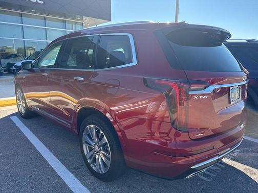 2023 Cadillac XT6 Premium Luxury AWD