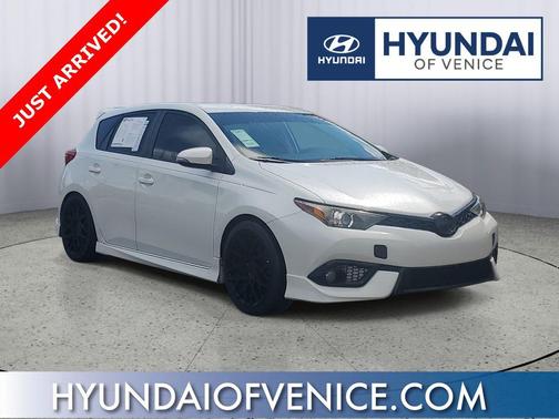 2016 Scion iM Base
