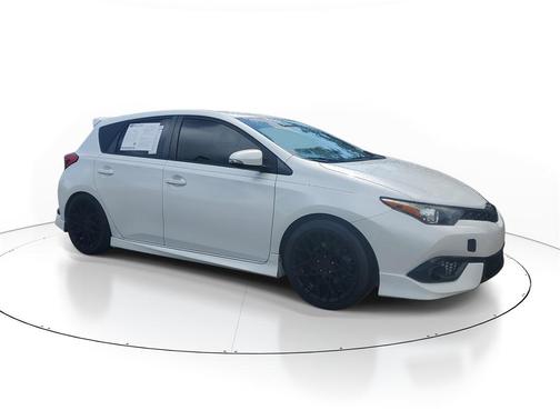 2016 Scion iM Base