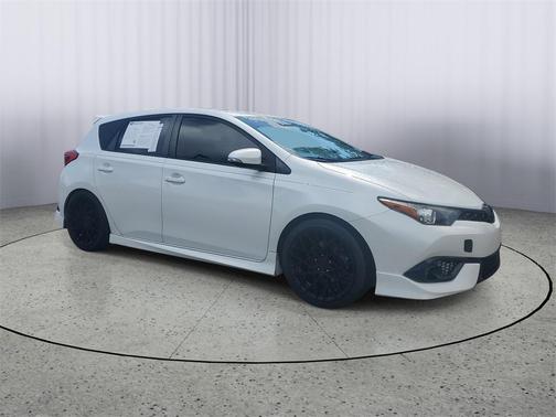 2016 Scion iM Base