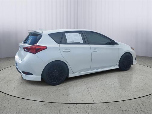2016 Scion iM Base
