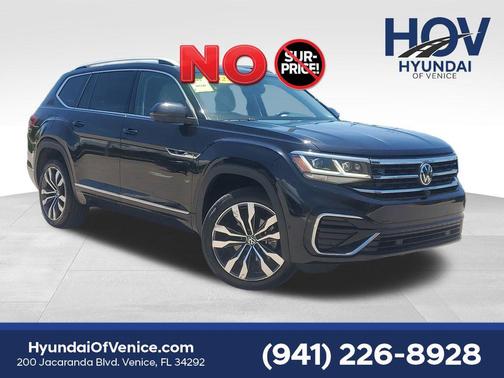 Deep Black Pearl 2023 Volkswagen Atlas 3.6L SEL Premium