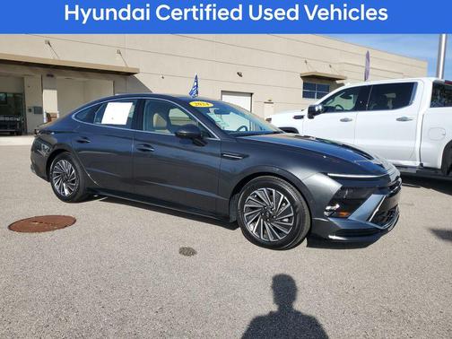 2024 Hyundai SONATA Hybrid Limited