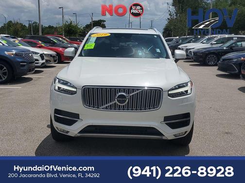 Crystal White Pearl 2019 Volvo XC90 T6 Inscription