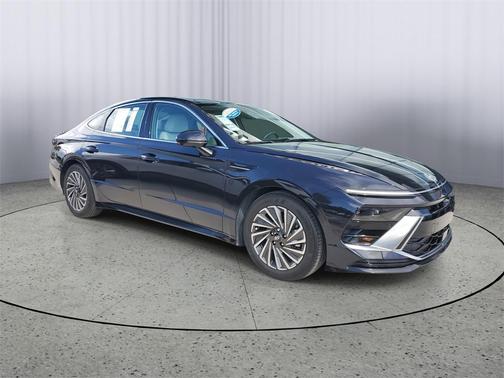 2025 Hyundai SONATA Hybrid Limited
