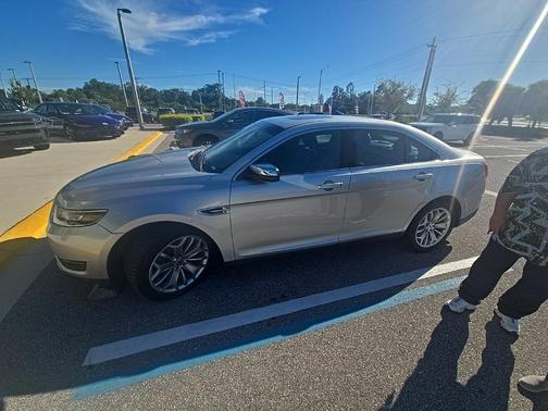 2015 Ford Taurus Limited