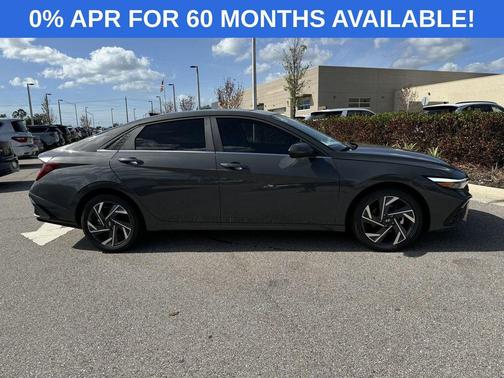 2025 Hyundai ELANTRA SEL