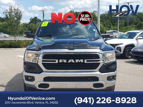 Diamond Black Crystal Pearlcoat 2019 RAM 1500 Big Horn