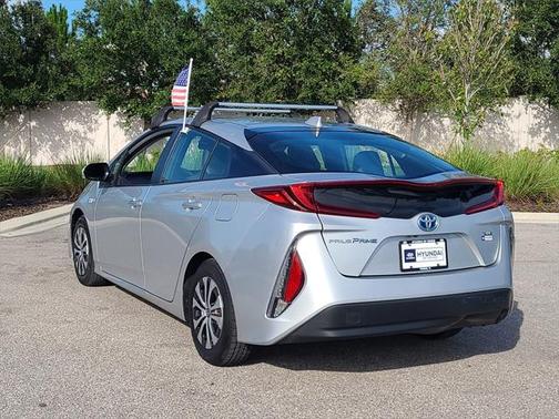 2022 Toyota Prius Prime XLE