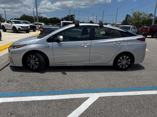 2022 Toyota Prius Prime XLE