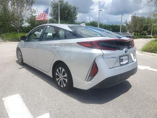 2022 Toyota Prius Prime XLE