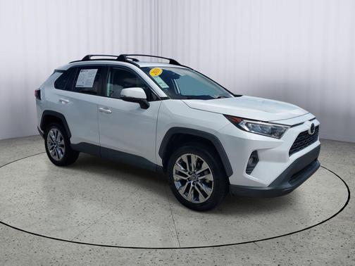 2019 Toyota RAV4 XLE Premium