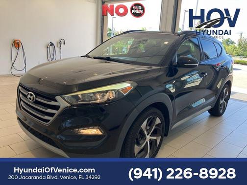 Black Noir Pearl 2018 Hyundai TUCSON Value