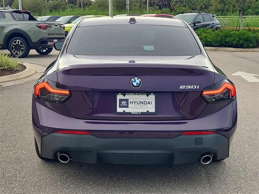 2023 BMW 230 i