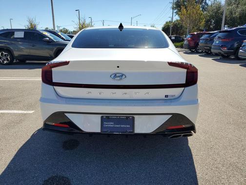 2022 Hyundai SONATA SEL