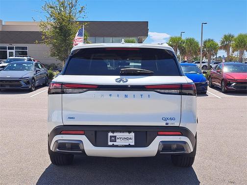 2024 INFINITI QX60 SENSORY