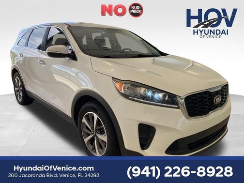 Snow White Pearl 2020 Kia Sorento LX