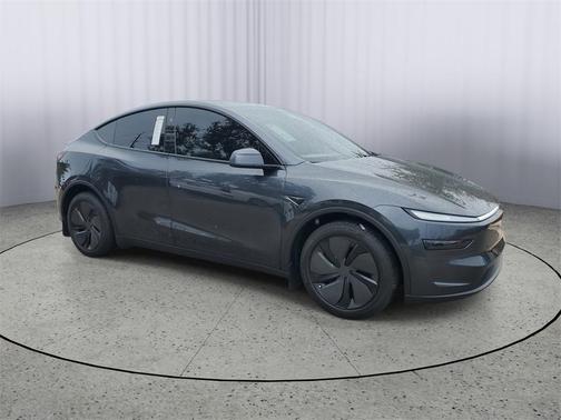 2026 Tesla Model Y Long Range Dual Motor All-Wheel Drive