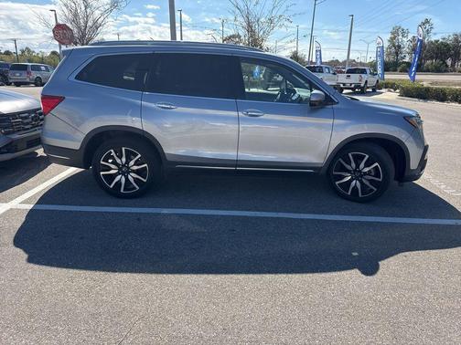 2021 Honda Pilot AWD Elite