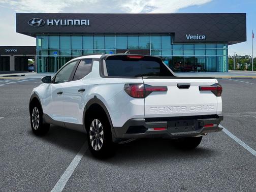 Atlas White 2026 Hyundai SANTA CRUZ SEL