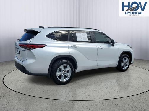 2023 Toyota Highlander Hybrid LE