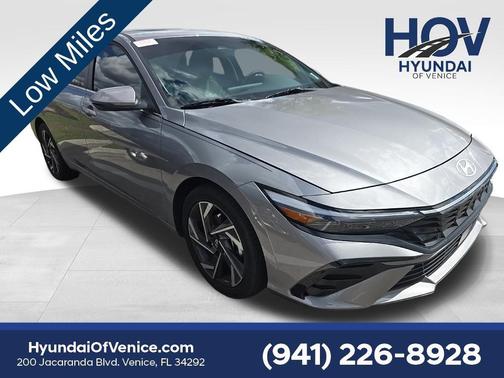 2025 Hyundai ELANTRA Limited