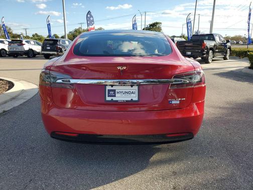 2020 Tesla Model S Long Range