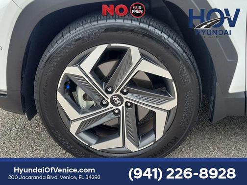 White Pearl 2024 Hyundai TUCSON Limited