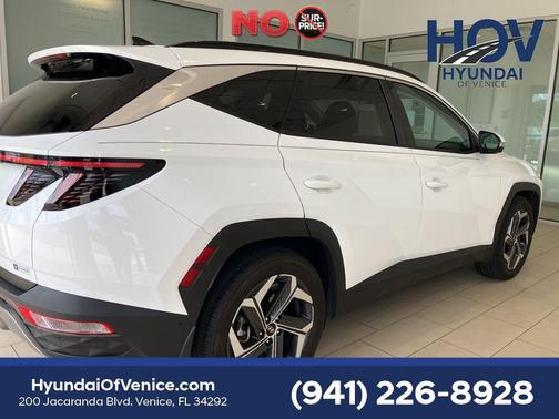 White Pearl 2024 Hyundai TUCSON Limited