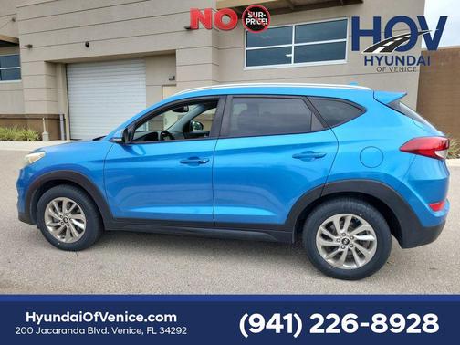 Caribbean Blue 2017 Hyundai TUCSON SE Plus